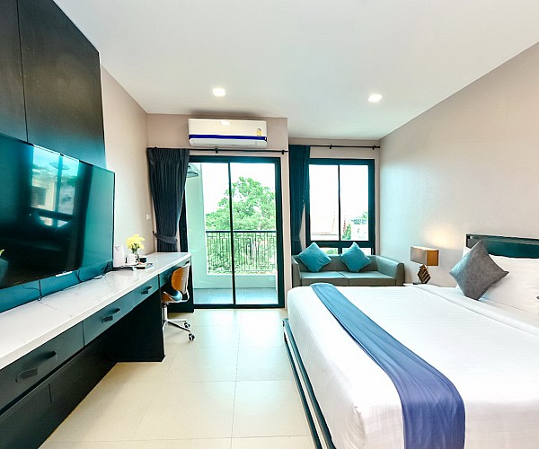 Superior Room City View 